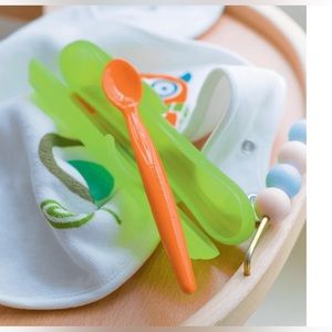 TupperKids Feeding Spoon with Case